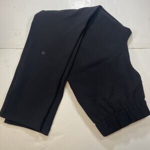Lululemon On The Fly Pants Woven Women’s 7/8 Black Size 4 Travel Jogger